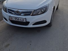 Фото авто BYD E5