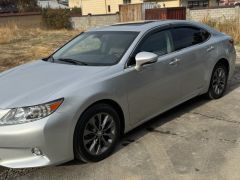 Photo of the vehicle Lexus ES