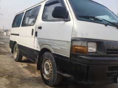 Фото авто Toyota HiAce