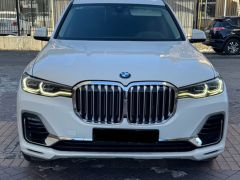 Фото авто BMW X7