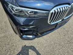 Photo of the vehicle BMW X7