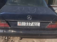 Сүрөт унаа Mercedes-Benz W124