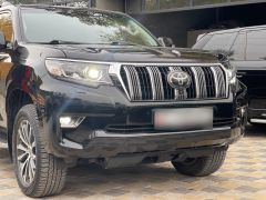 Сүрөт унаа Toyota Land Cruiser Prado