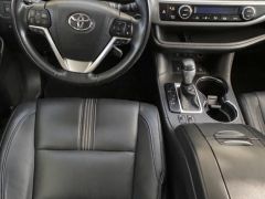 Сүрөт унаа Toyota Highlander