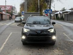 Сүрөт унаа Toyota RAV4