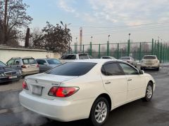 Photo of the vehicle Lexus ES