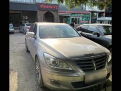 Photo of the vehicle Hyundai Genesis