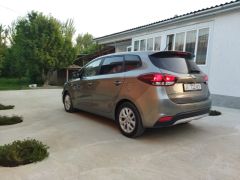 Сүрөт унаа Kia Carens