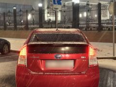 Сүрөт унаа Toyota Prius