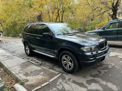 Photo of the vehicle BMW X5