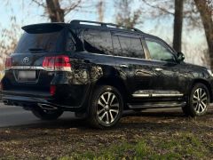 Сүрөт унаа Toyota Land Cruiser