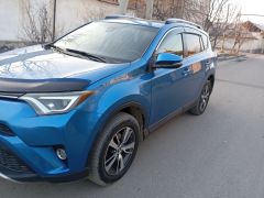 Сүрөт унаа Toyota RAV4