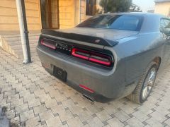 Сүрөт унаа Dodge Challenger