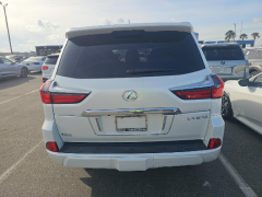 Сүрөт унаа Lexus LX