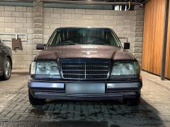 Сүрөт унаа Mercedes-Benz W124