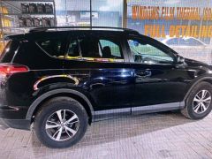 Photo of the vehicle Toyota RAV4