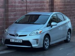 Фото авто Toyota Prius