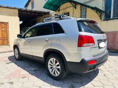 Сүрөт унаа Kia Sorento