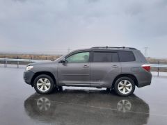 Сүрөт унаа Toyota Highlander