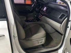 Фото авто Kia Carnival