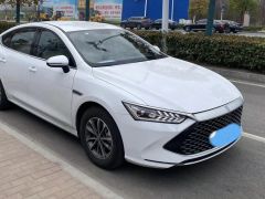 Сүрөт унаа BYD Qin