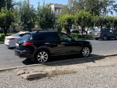 Photo of the vehicle Infiniti FX