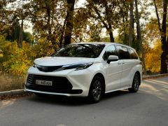 Сүрөт унаа Toyota Sienna