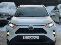 Сүрөт унаа Toyota RAV4