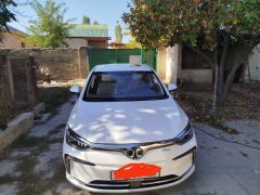 Сүрөт унаа BYD E5