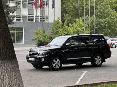 Фото авто Toyota Land Cruiser