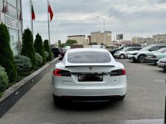 Сүрөт унаа Tesla Model S