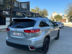 Сүрөт унаа Toyota Highlander