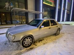 Фото авто Mercedes-Benz W124