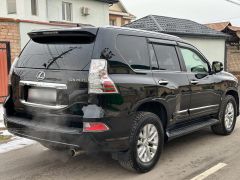 Photo of the vehicle Lexus GX