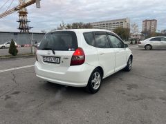 Photo of the vehicle Honda Fit