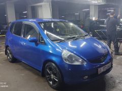 Фото авто Honda Fit