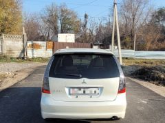 Сүрөт унаа Mitsubishi Grandis