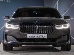 Photo of the vehicle BMW 7 Series