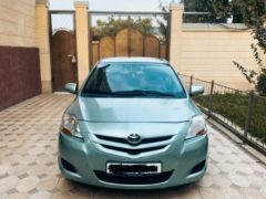 Фото авто Toyota Yaris