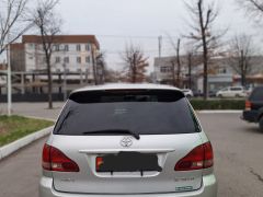 Photo of the vehicle Toyota Ipsum