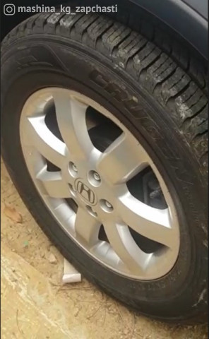 Шины - Комплект фирменных колес на Хонда СРВ