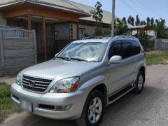 Photo of the vehicle Lexus GX