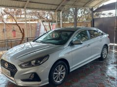 Photo of the vehicle Hyundai Sonata