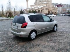 Сүрөт унаа Toyota Corolla Verso