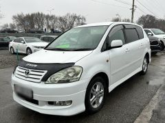 Фото авто Toyota Ipsum