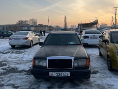 Фото авто Mercedes-Benz W124