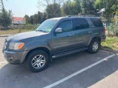 Фото авто Toyota Sequoia