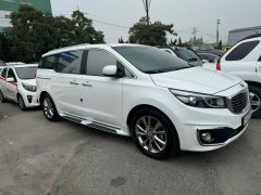 Photo of the vehicle Kia Carnival