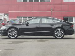 Photo of the vehicle Audi A7