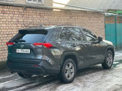 Сүрөт унаа Toyota RAV4